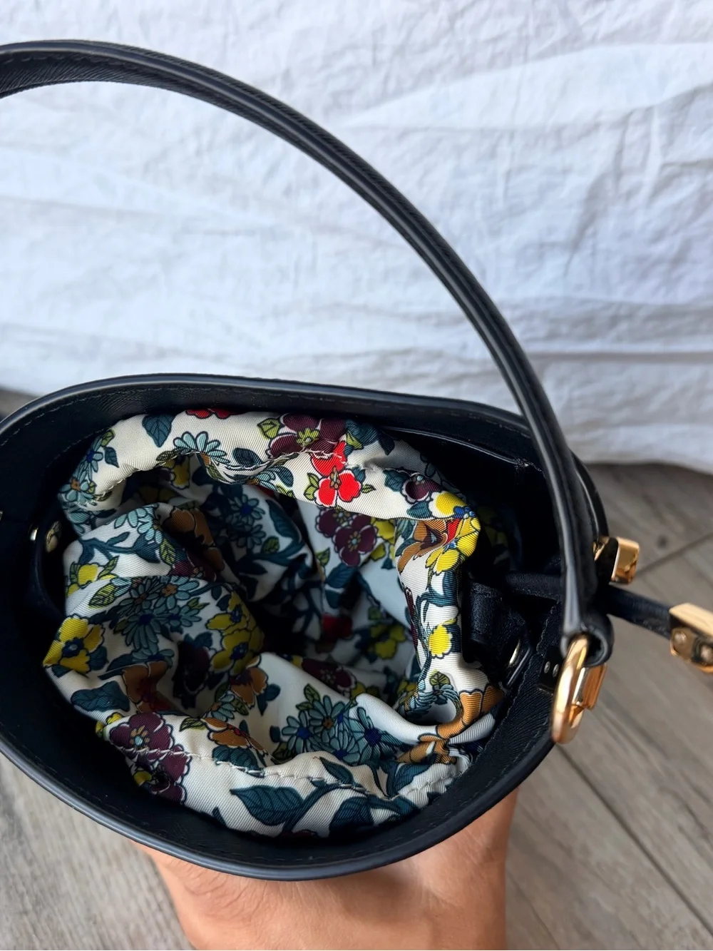 Tory Burch Emerson Mini Bucket Bag Black Saffiano Leather Crossbody Handbag
